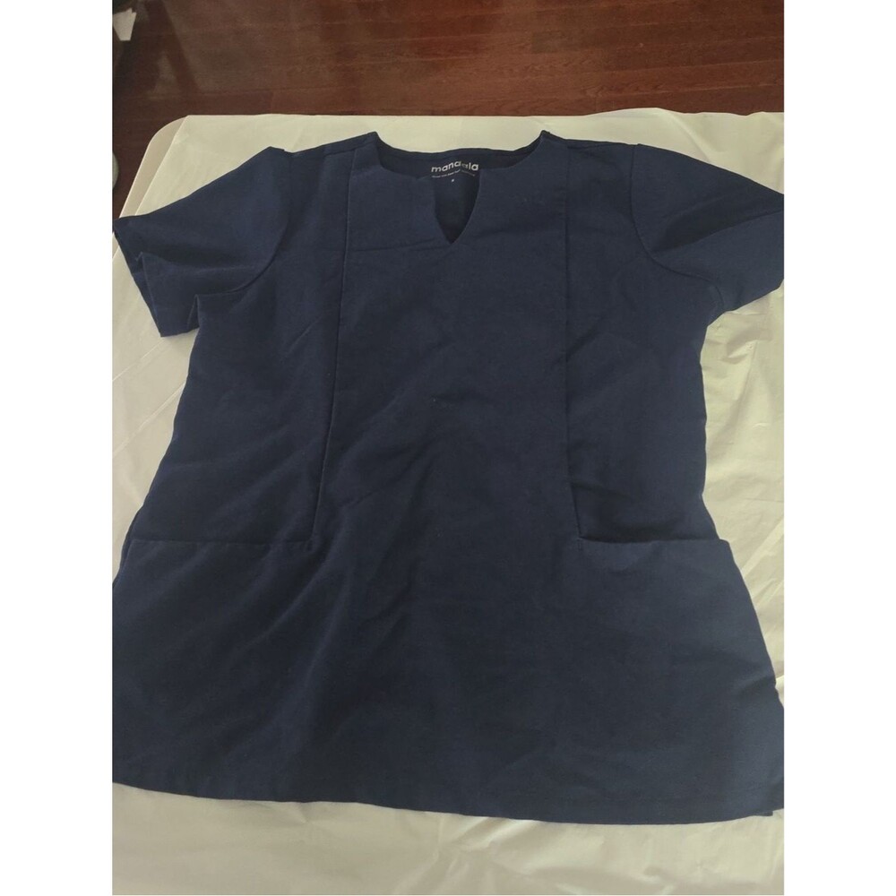 MANDALA SCRUBS BLACK 
 Medical Scrub Top